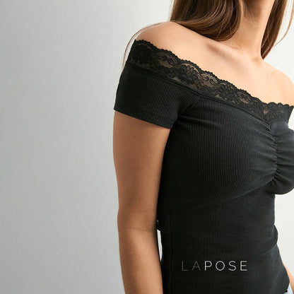 Beautifully Finished Top in a Timeless Design