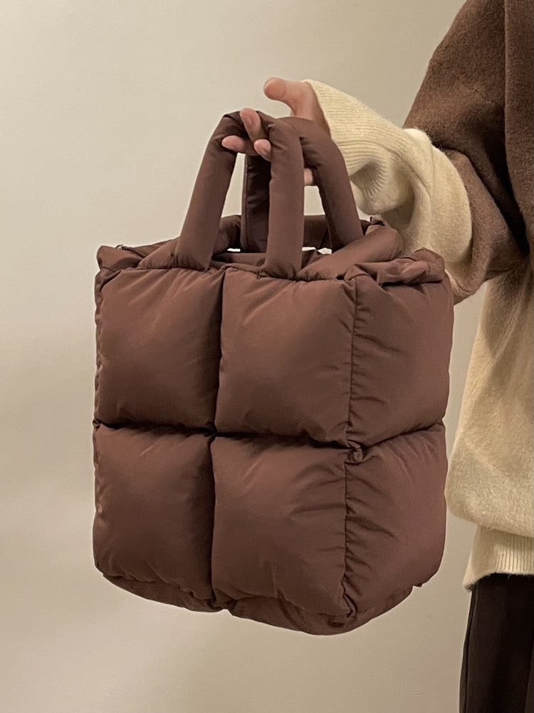 Classic Vintage Bag with a Flattering Fit
