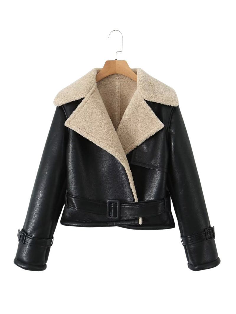 Polished Jacket with an Effortless Classic Look