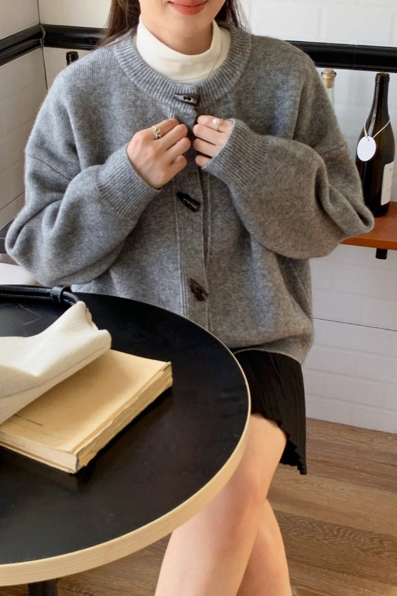 Gracefully Designed Cardigan