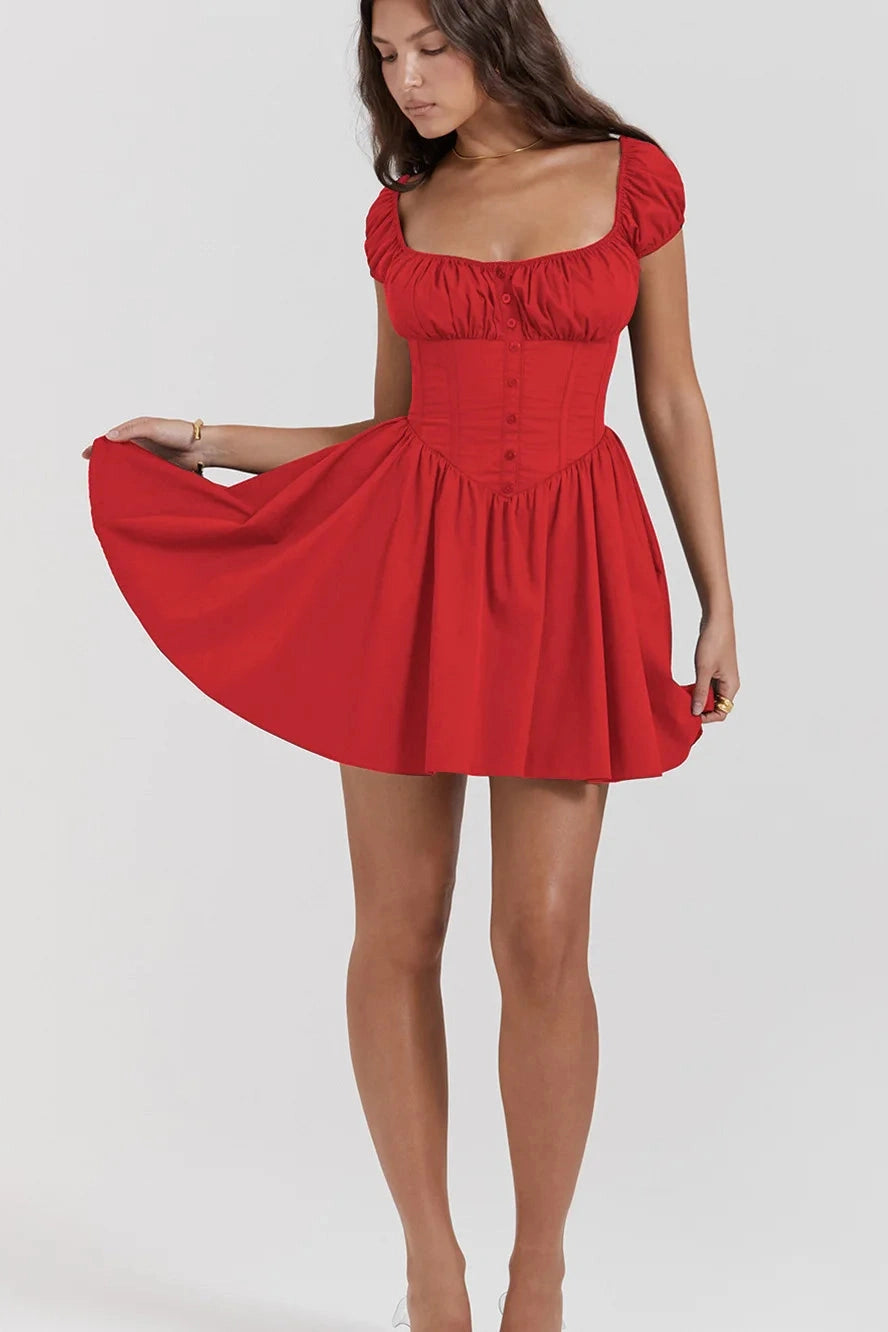 Well Tailored Dress with a Graceful Silhouette