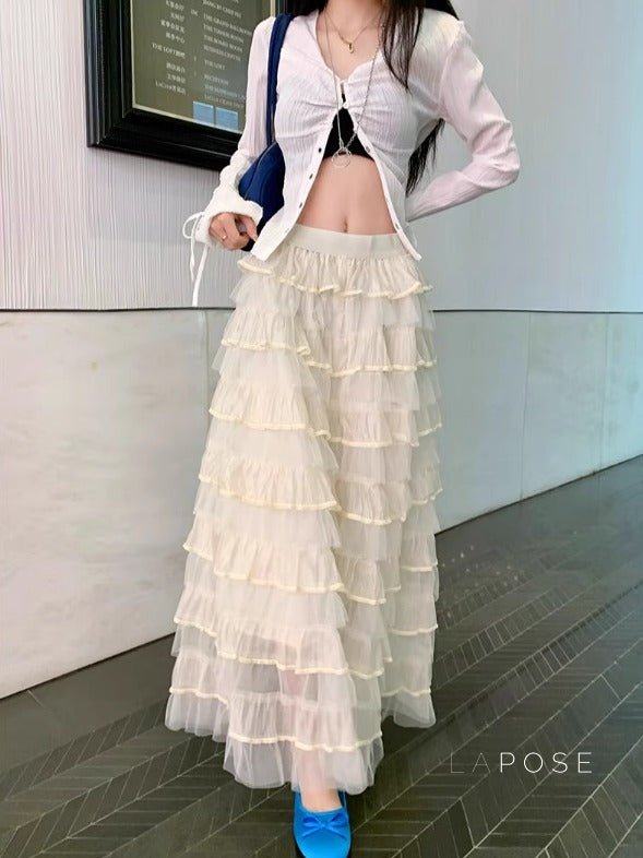 Well Tailored Garment with a Graceful Silhouette