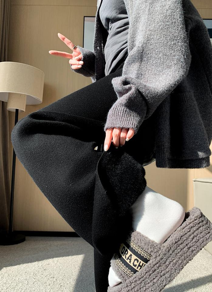 Polished Pants with an Effortless Classic Look