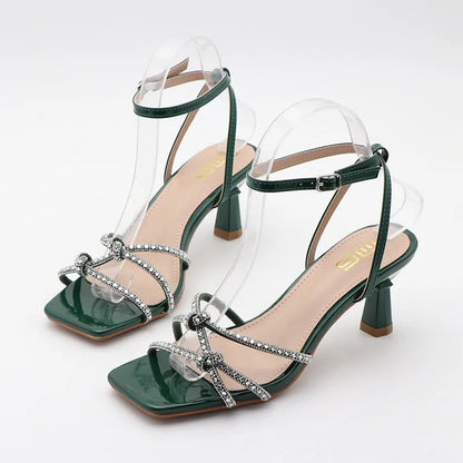 Well Tailored Heels with a Graceful Silhouette