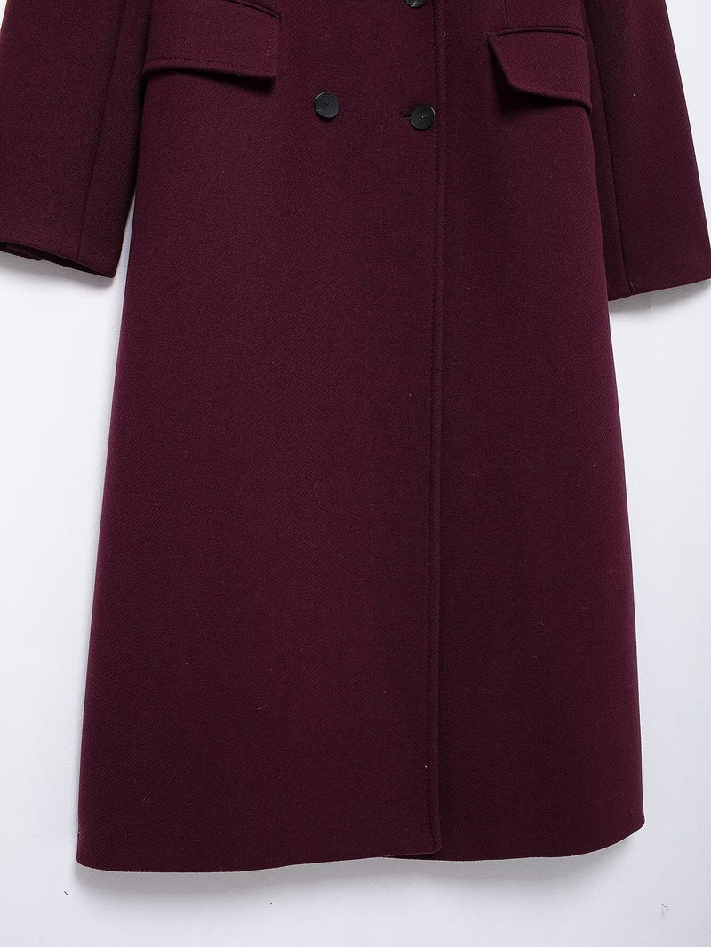 Sophisticated Coat with a Clean Classic Look