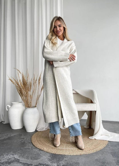 Polished Cardigan with an Effortless Classic Look