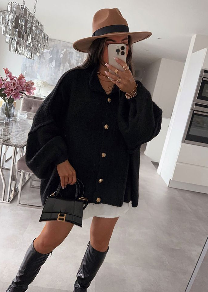 Classic Vintage Cardigan with a Flattering Fit