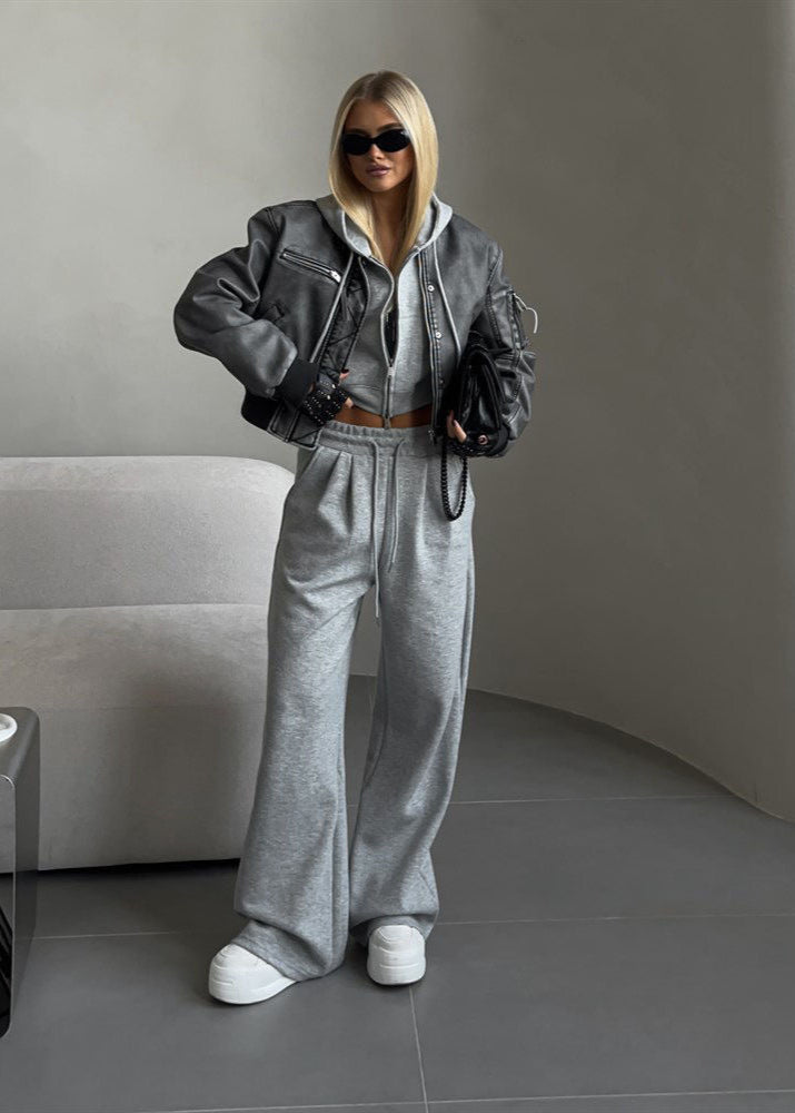 Classic Vintage Pants with a Flattering Fit