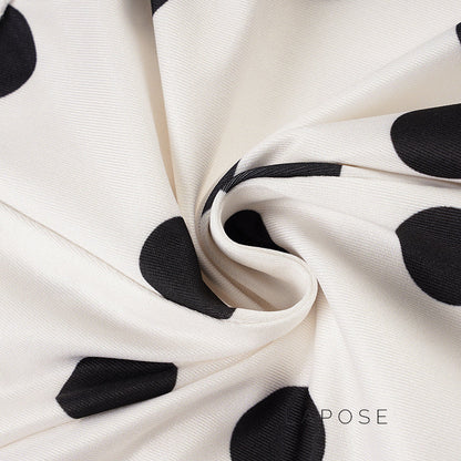 Beautifully Finished Garment in a Timeless Design