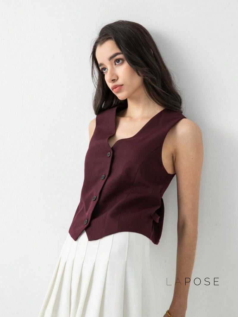 Beautifully Finished Garment in a Timeless Design