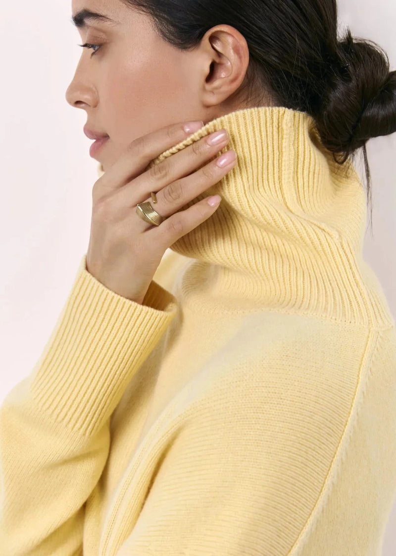 Beautifully Crafted Sweater in a Classic Style