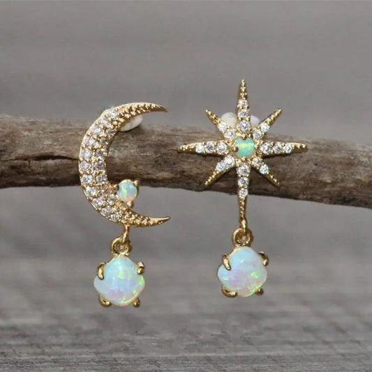 Moon and Star Earrings Made of Gold and Opal