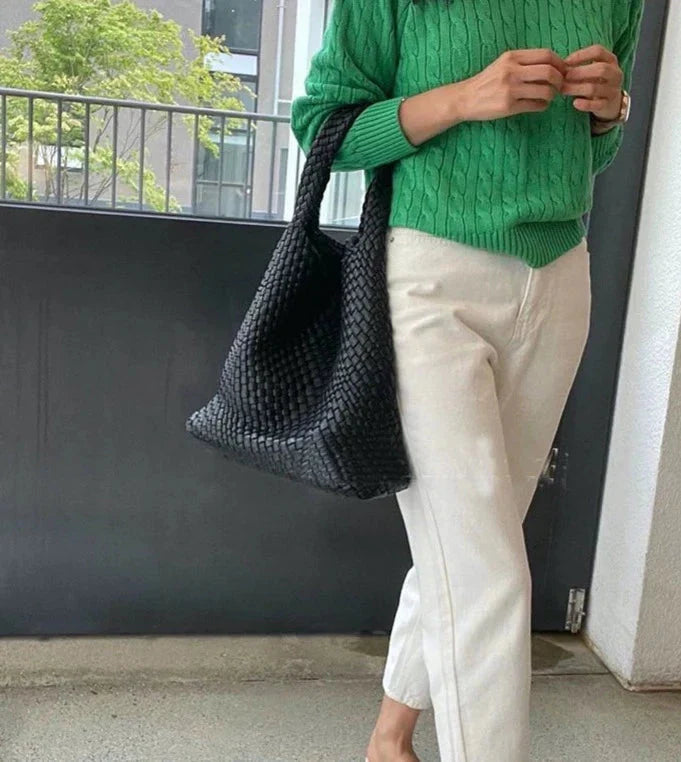 Beautifully Crafted Bag in a Classic Style