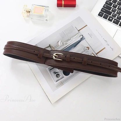Synonyms: Gothic - Medieval, Leather - Hide, Pin - Peg, Buckle - Clasp Pu Medieval Hide Peg Clasp Belt