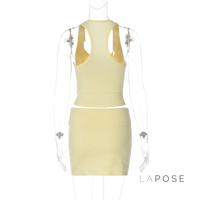 Well Tailored Garment with a Graceful Silhouette