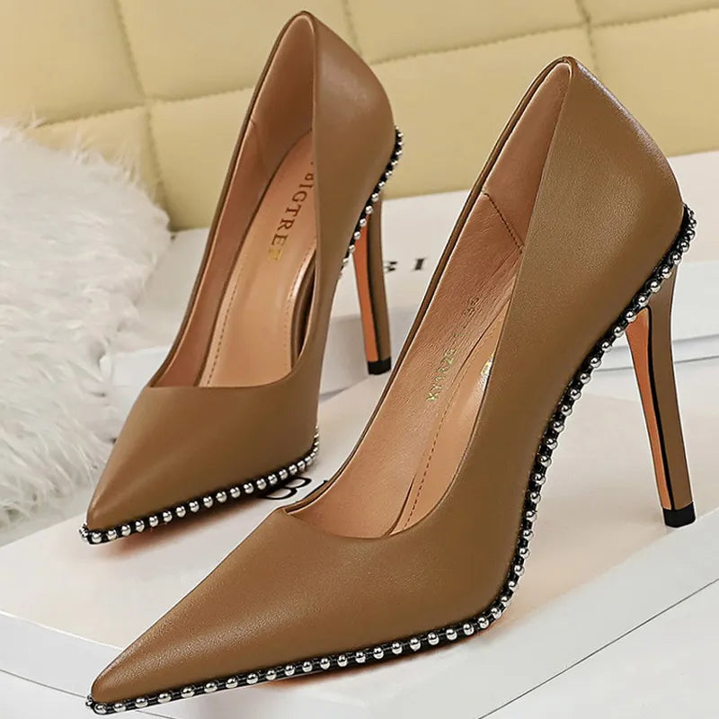 Gracefully Styled Heels for Any Occasion