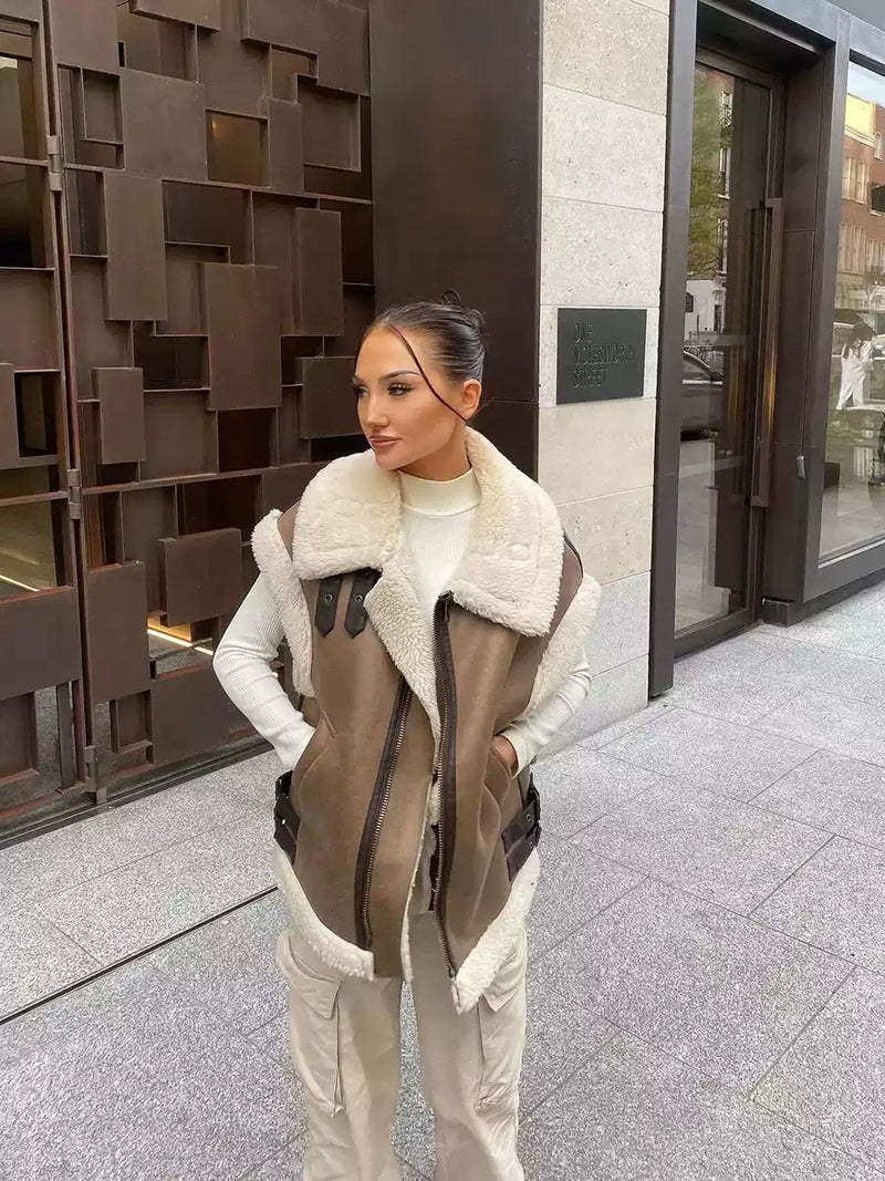 Sophisticated Coat with a Clean Classic Look