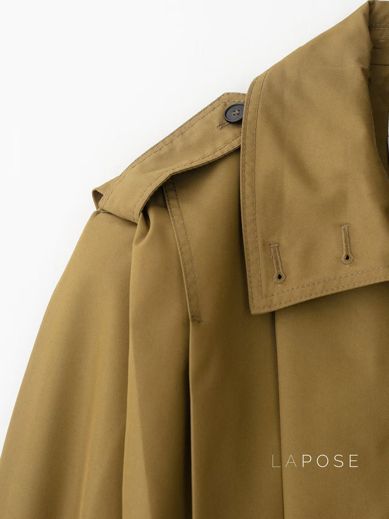 Well Tailored Garment with a Graceful Silhouette