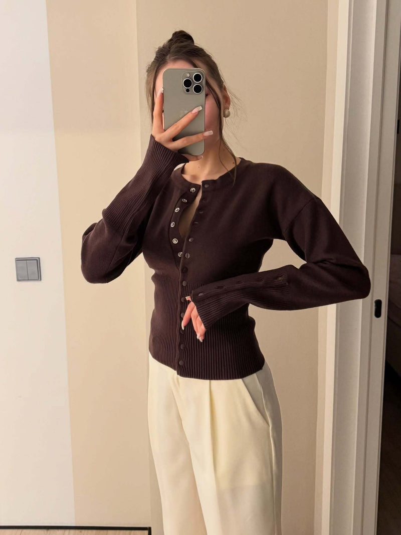 Polished Cardigan with an Effortless Classic Look