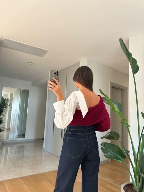 Gracefully Styled Sweater for Any Occasion