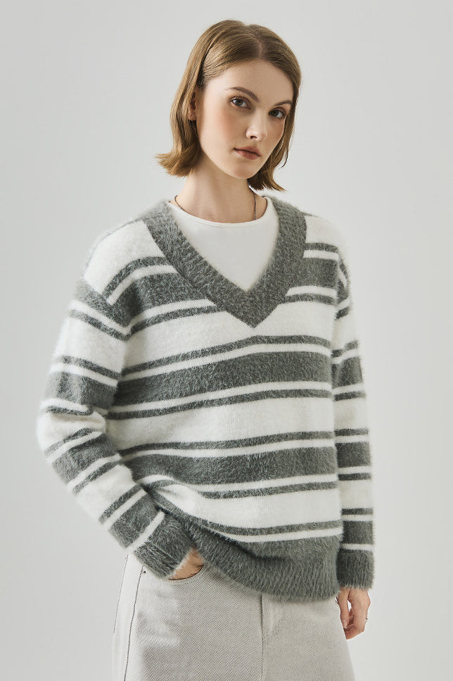 Classic Designed Sweater