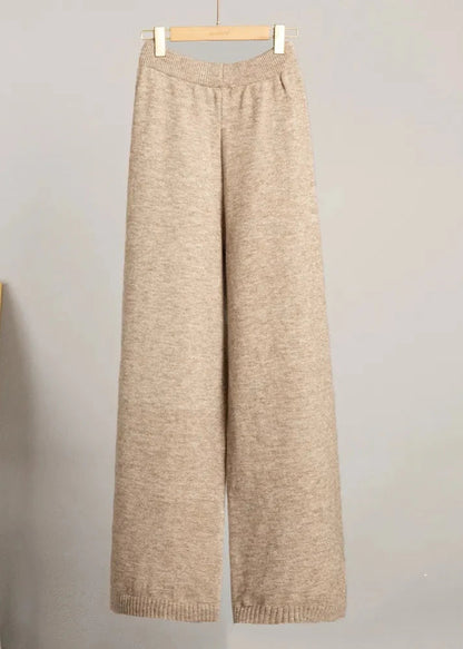 Beautifully Finished Sweater in a Timeless Design