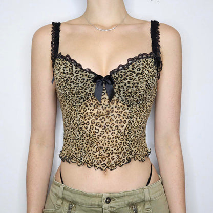 Classic Vintage & Enduringly Stylish Top