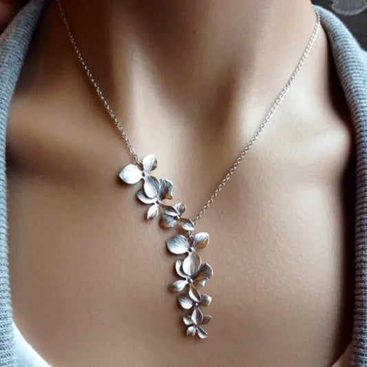 Silver Flower Necklace