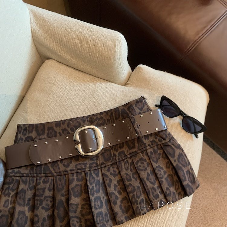 Gracefully Styled Garment for Any Occasion