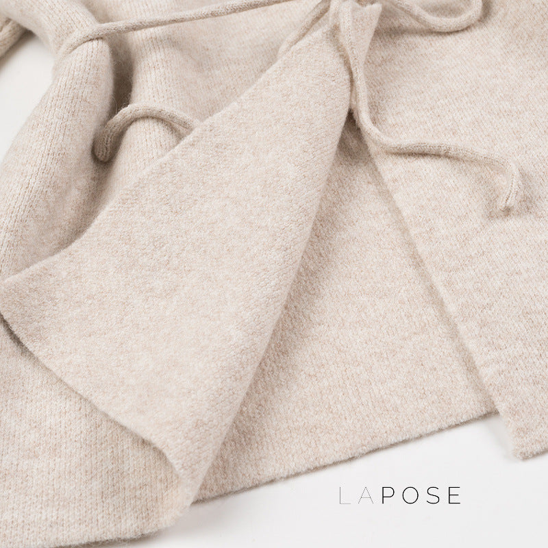 Gracefully Styled Cardigan for Any Occasion