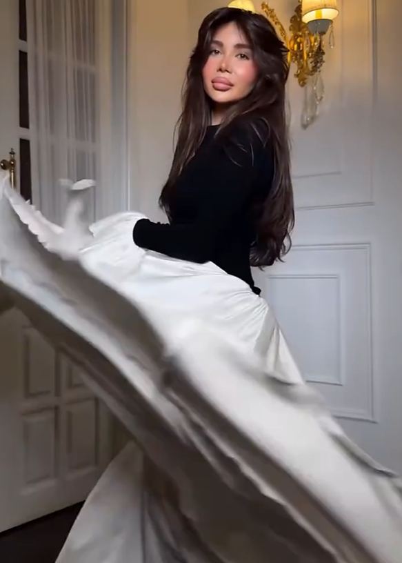A Vintage Style Dress with Delicate Timeless Details