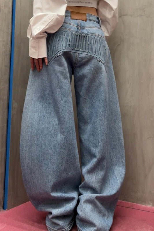 Well Tailored Garment with a Graceful Silhouette