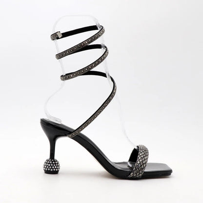Polished Sandals with an Effortless Classic Look