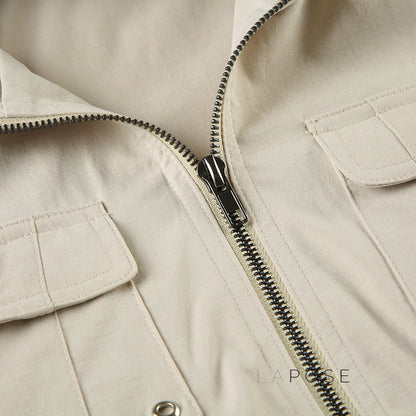Well Tailored Jacket with a Graceful Silhouette