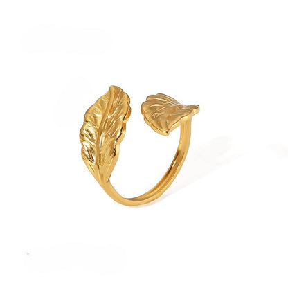 Lilian 18k Pleated Ring