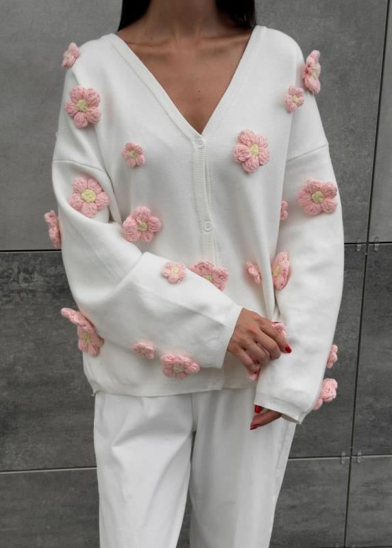 Classic Vintage & Enduringly Stylish Cardigan