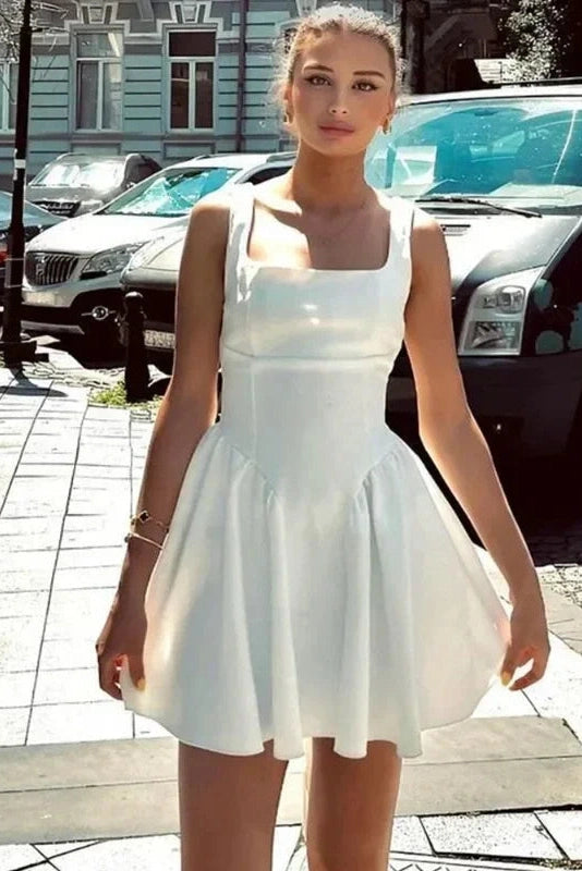 Sophisticated Dress with a Clean Classic Look