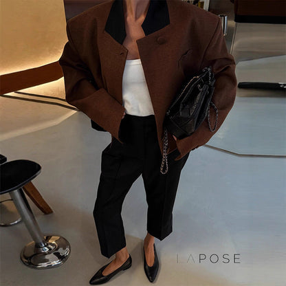 Classic Vintage Jacket with a Flattering Fit
