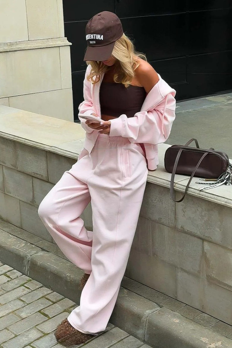 Sophisticated Pants with a Clean Classic Look