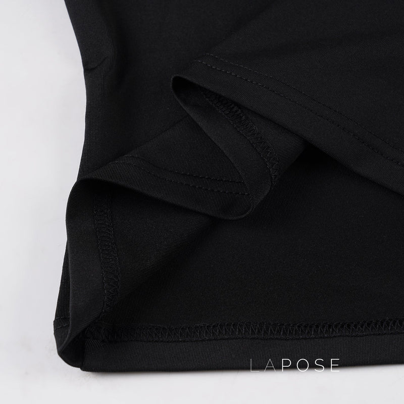 Well Tailored Top with a Graceful Silhouette
