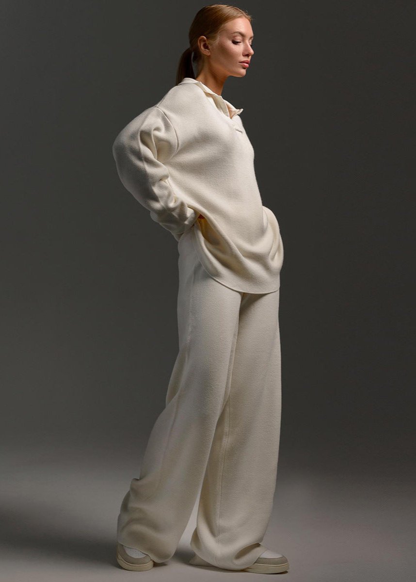 Gracefully Styled Garment for Any Occasion