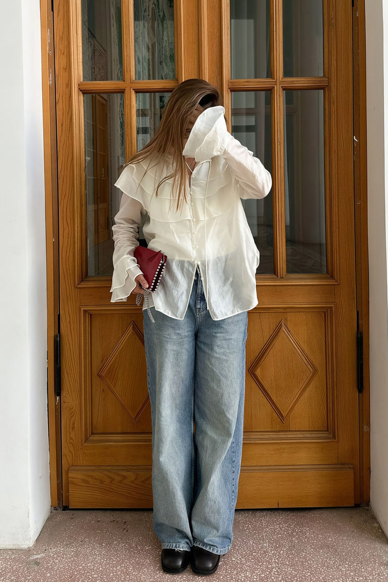 Polished Blouse with an Effortless Classic Look