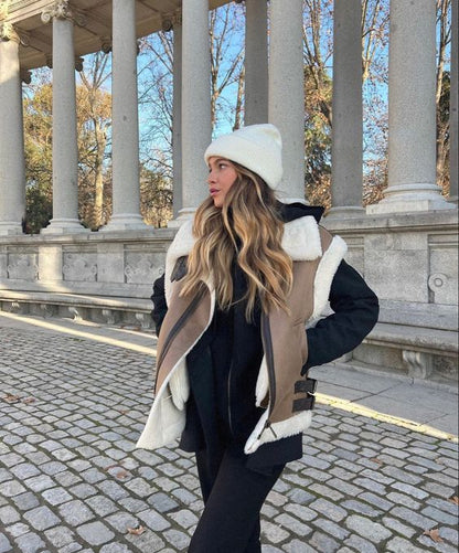 Gracefully Styled Jacket for Any Occasion