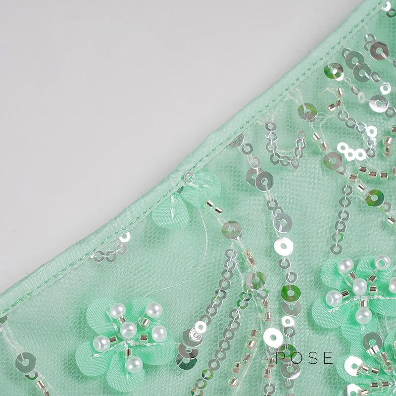 Beautifully Finished Garment in a Timeless Design