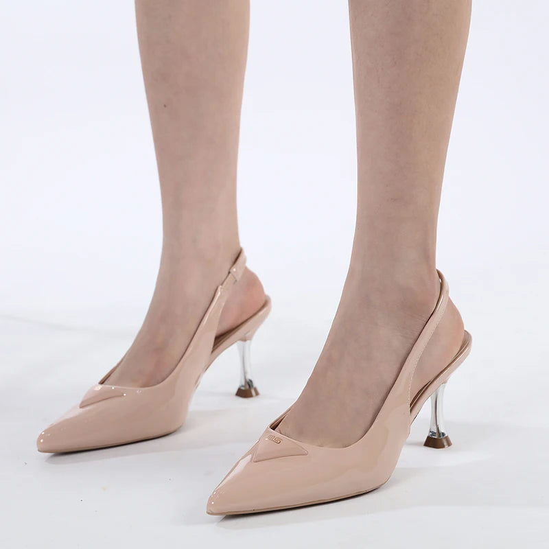 A Vintage Style Heels with Delicate Timeless Details