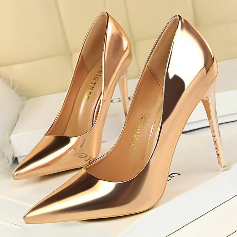 A Vintage Style Shoes with Delicate Timeless Details