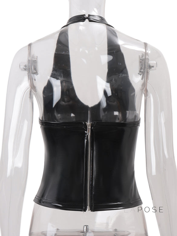Well Tailored Top with a Graceful Silhouette