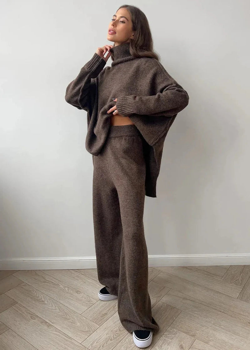 Beautifully Finished Sweater in a Timeless Design