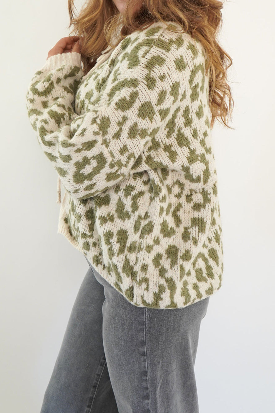 Elegantly Designed Cardigan