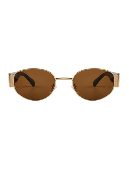 Sophisticated Garment with a Clean Classic Look